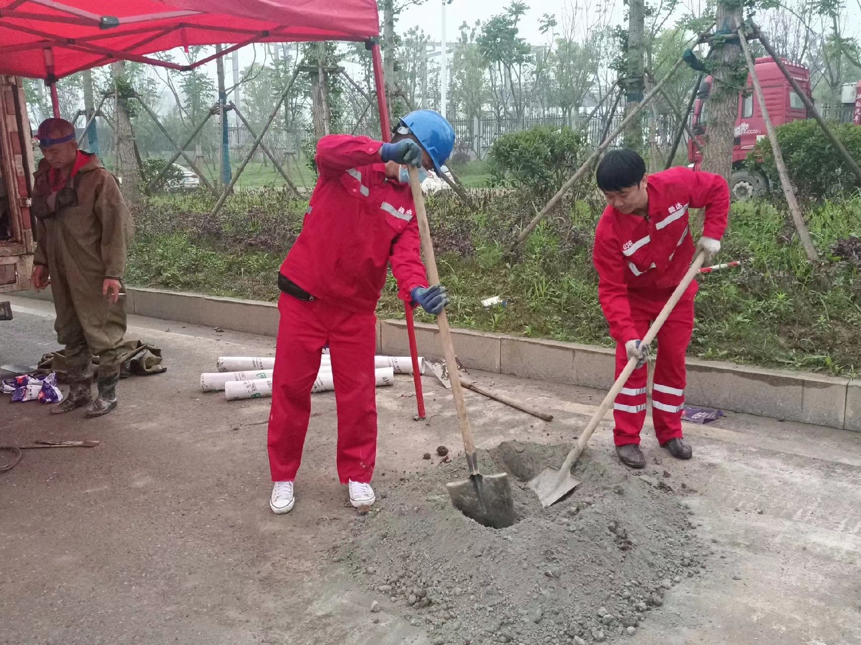 商南管道疏通哪家好】及时进行市政管道清淤